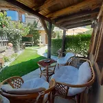 Къща за гости скендерова къща,къщичка алиса