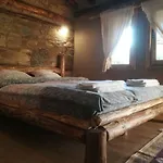 Къща за гости скендерова къща,къщичка алиса Лещен