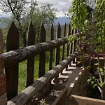 скендерова къща,къщичка алиса Къща за гости Лещен