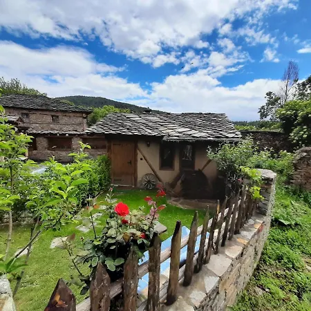 скендерова къща къщичка алиса Pensión *