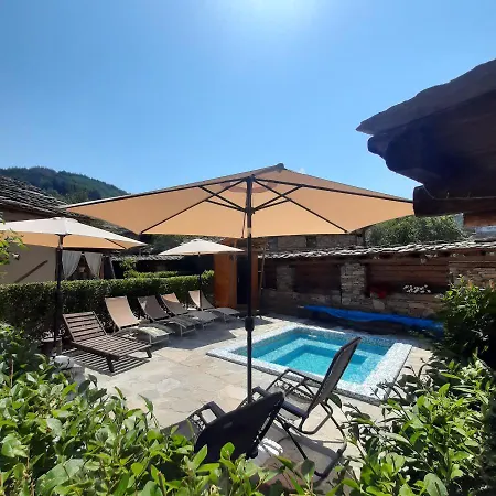 Pensión скендерова къща къщичка алиса *