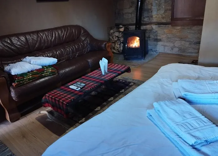 скендерова къща къщичка алиса * Leshten