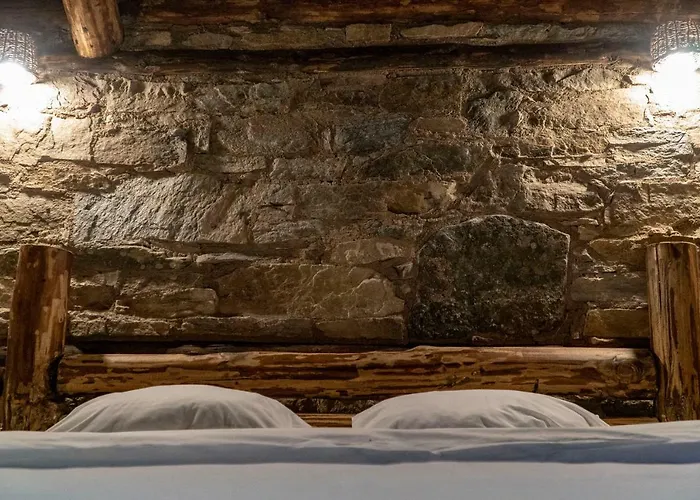 скендерова къща къщичка алиса Πανσιόν Leshten